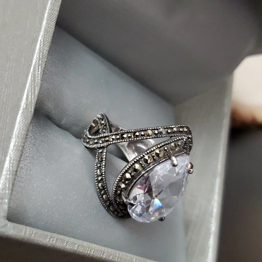 Watch Video / 5 Cttw Sterling Silver 925 Solitaire Marcasite Ring